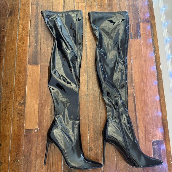 Steve Madden Vanquish Boot - Picture 5 of 5